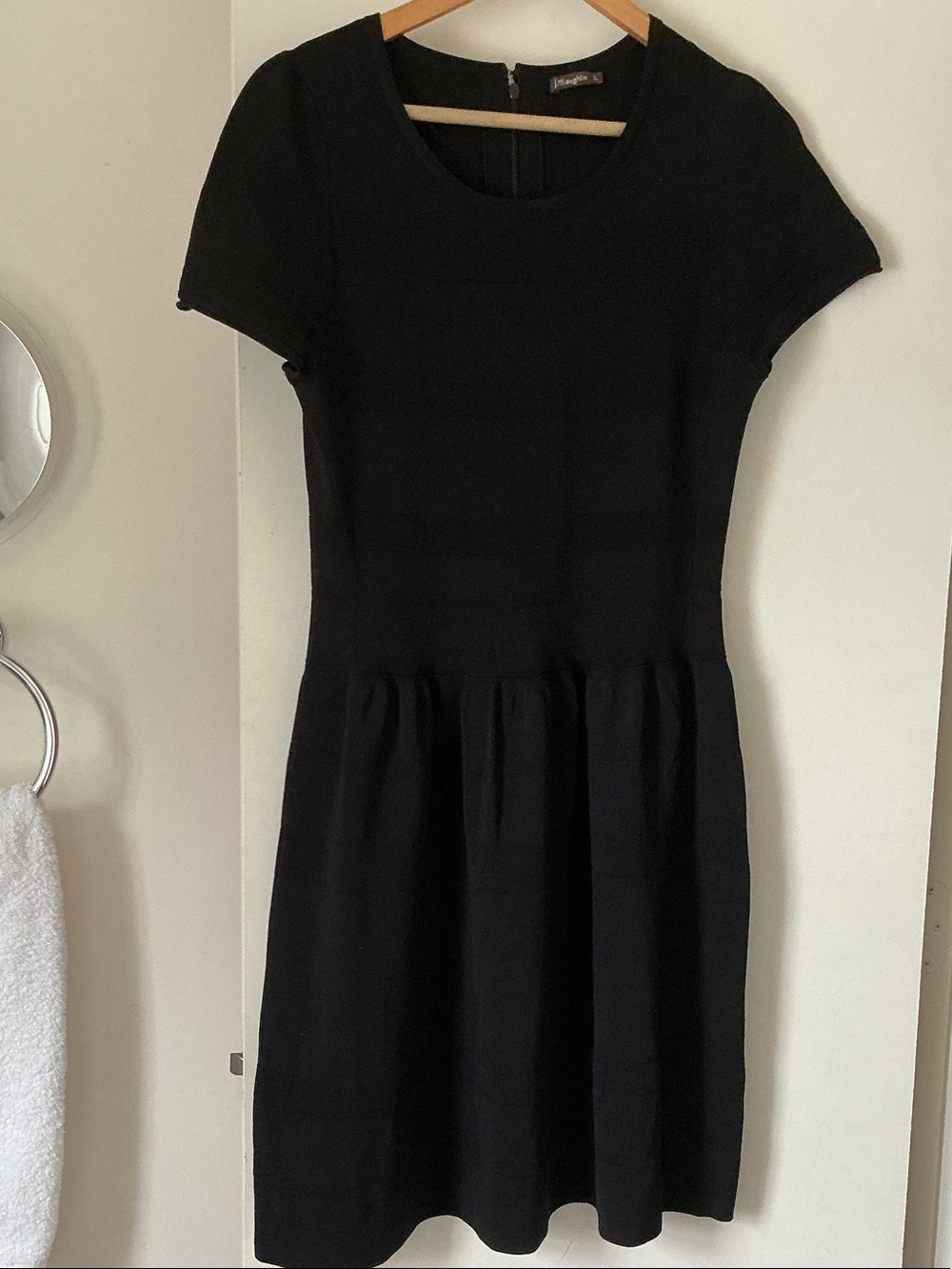 J.MC LAUGHLIN Black Short-Sleeve Fit-and-Flare Dress - Classic Women's Style